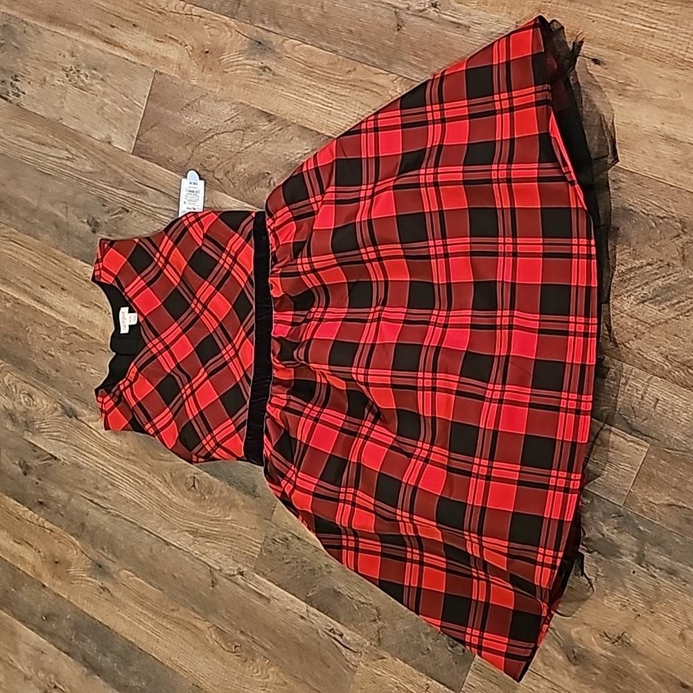 Sz 14 runs small more like 12 black Red plaid formal sleeveless dress BNWT